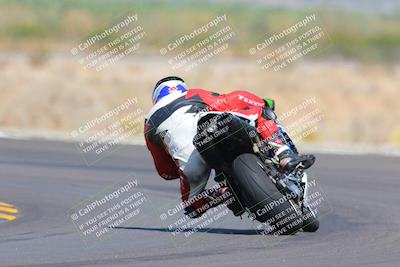 media/Oct-09-2022-SoCal Trackdays (Sun) [[95640aeeb6]]/Turn 14 Backside (1125am)/